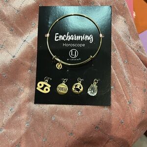 Encharming Horoscope Bracelet with Charms